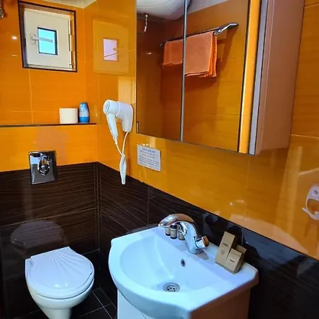 Infinity Sky Guest house *